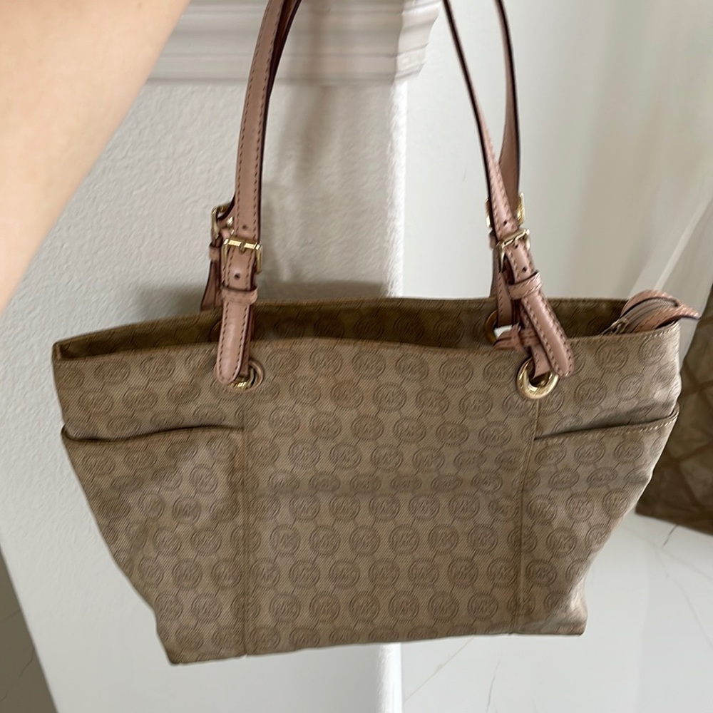 Michael Kors Bag Monogram Signature Tote Bag